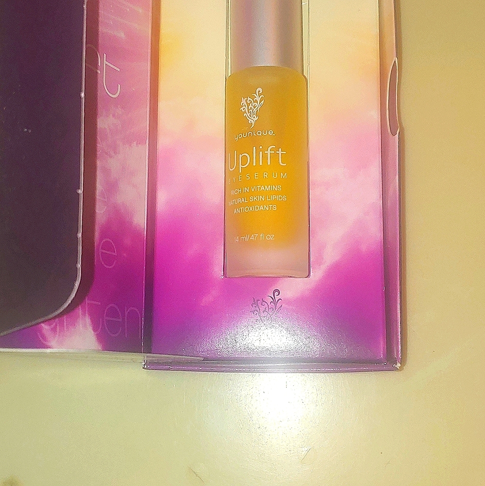 UPLIFT Eye Serum by Younique
